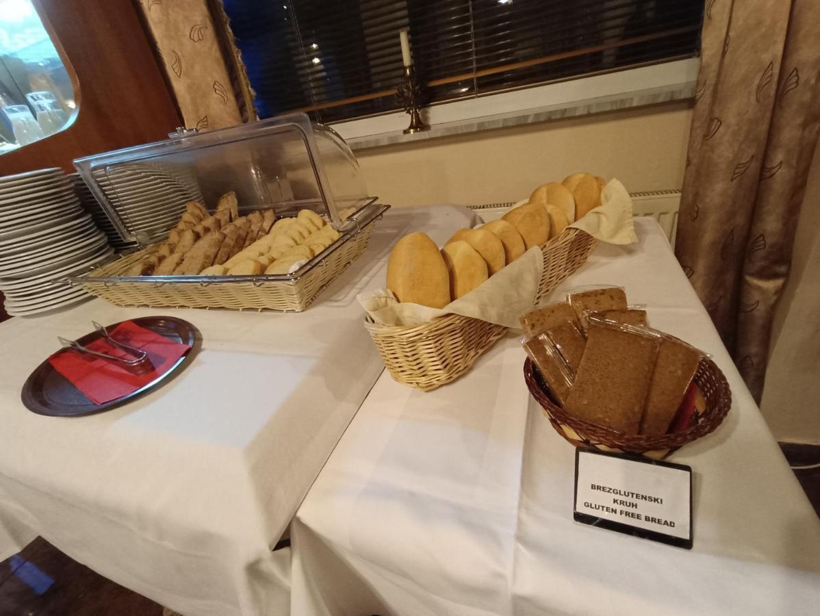 Hotel Razgorsek Velenje Zewnętrze zdjęcie